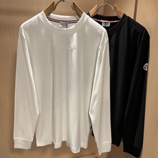 Moncler蒙口2026秋冬新款贸易订单长袖打底衫,全品相!!网红款!胸前logo图案植绒设计!上身舒适透气,不僵硬, Moncler蒙口2026秋冬新款贸易订单长袖打底衫,全品相!!网红款!胸前logo图案植绒设计!上身舒适透气,不僵硬,