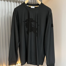 Bur*erry 巴*莉 2026秋冬新款男士长袖打底,品牌最新设计元素!既不单调也不复杂,恰到好处的展现品味!客供顶级 Bur*erry 巴*莉 2026秋冬新款男士长袖打底,品牌最新设计元素!既不单调也不复杂,恰到好处的展现品味!客供顶级