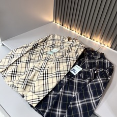 Bur*erry 巴*莉 2026秋季新款男士格子衬衣,品牌最新设计元素!既不单调也不复杂,恰到好处的展现品味!客供定制 Bur*erry 巴*莉 2026秋季新款男士格子衬衣,品牌最新设计元素!既不单调也不复杂,恰到好处的展现品味!客供定制