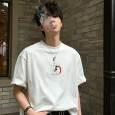 Her*mes爱*仕2026秋冬新款男女同款👫短袖打底衫,全新升级百搭基础款,低调奢华,品格之选!甄选优质精选纯棉面料! Her*mes爱*仕2026秋冬新款男女同款👫短袖打底衫,全新升级百搭基础款,低调奢华,品格之选!甄选优质精选纯棉面料!