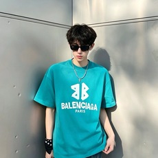 BALENCI*GA巴黎*家 2026春夏新款男女同款👫短袖T恤!走秀图案印花时尚休闲短袖T恤衫!设计logo压胶设计! BALENCI*GA巴黎*家 2026春夏新款男女同款👫短袖T恤!走秀图案印花时尚休闲短袖T恤衫!设计logo压胶设计!