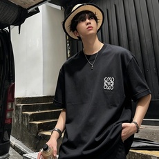 LOE*WE罗*威 2026秋冬男女同款👫打底衫,意大利原厂订单渠道,极具个性高级风,标志logo图案刺绣工艺设计!最新 LOE*WE罗*威 2026秋冬男女同款👫打底衫,意大利原厂订单渠道,极具个性高级风,标志logo图案刺绣工艺设计!最新