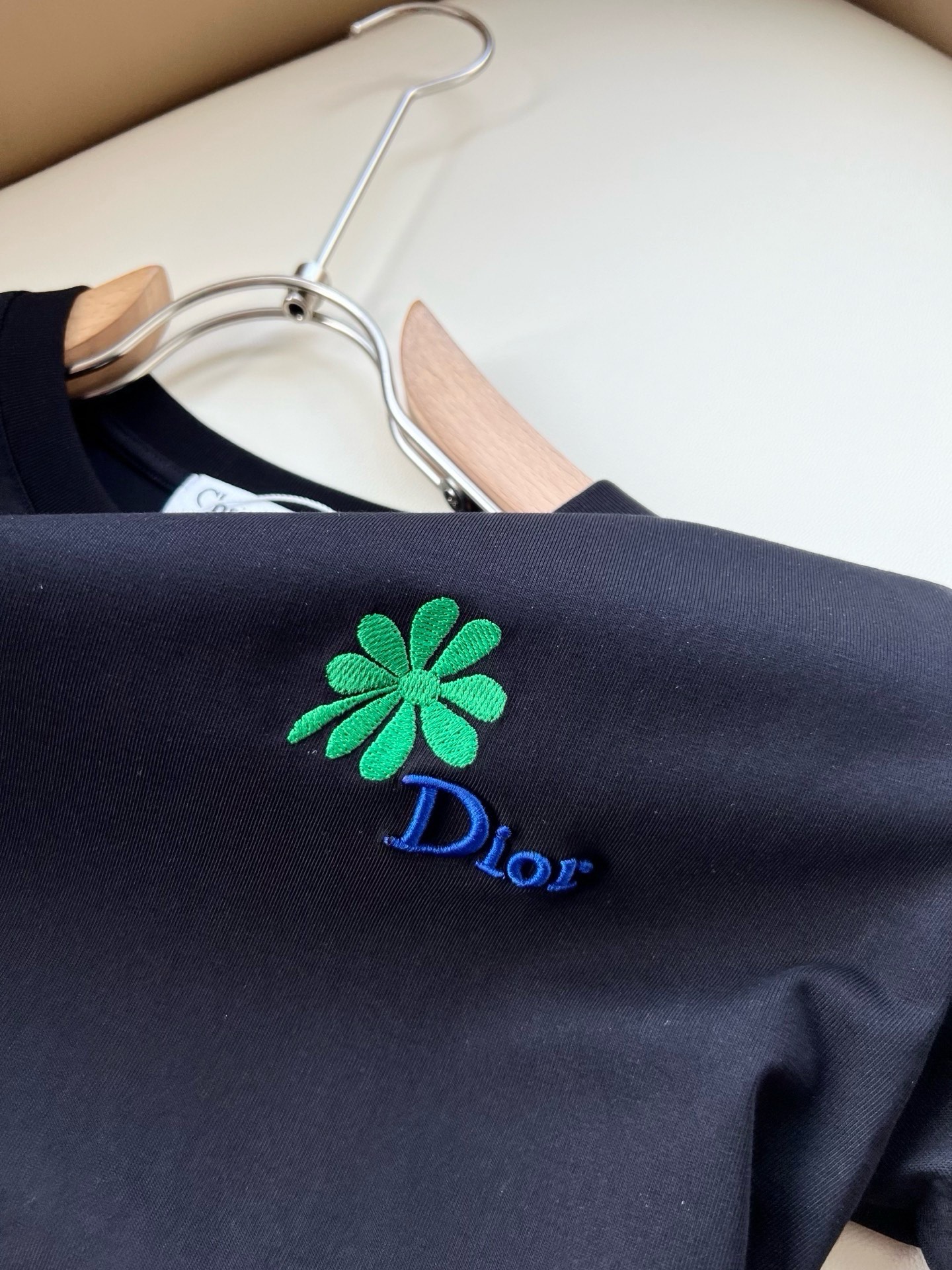 Dio*迪家 2026春夏新款男女同款👫短袖T恤，专柜同步发售！定制专属260克纯棉面料，定制原版工艺螺纹，胸前logo