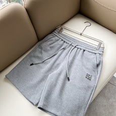 FEN*DI芬*迪 2026春夏新款经典休闲百搭抽绳休闲短裤,贸易公司渠道订单,FD百搭休闲裤,大牌中的潮流设计,客供原 FEN*DI芬*迪 2026春夏新款经典休闲百搭抽绳休闲短裤,贸易公司渠道订单,FD百搭休闲裤,大牌中的潮流设计,客供原