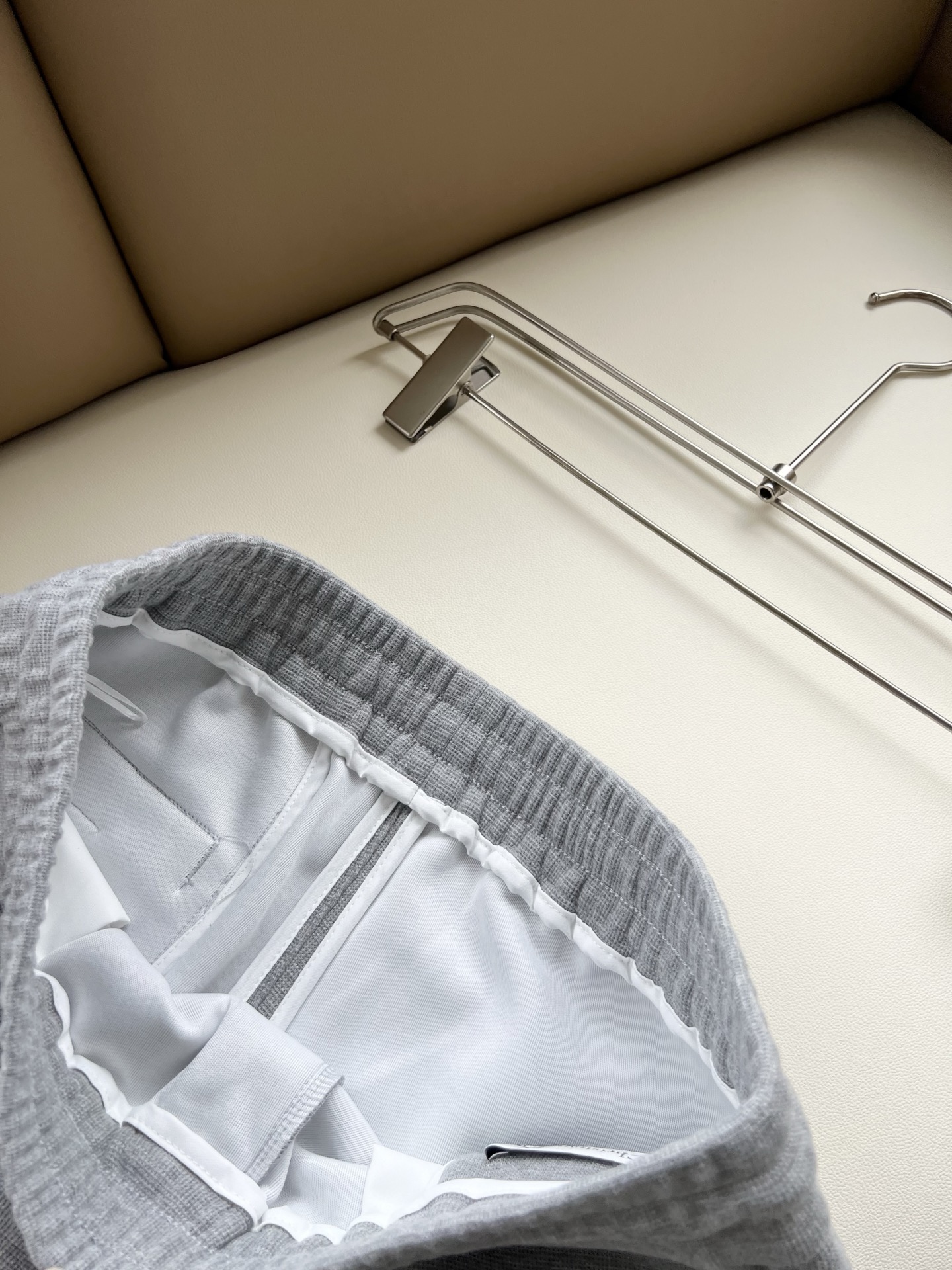 Dio*迪*奥 2026春夏新款男女同款👫休闲短裤，男女同款！裤腿logo印花设计！时尚运动休闲短裤！面料采用进口纯棉材