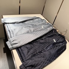 Dio*r迪*奥2026秋冬新品男女同款👫休闲棉服夹克外套,贸易公司渠道稀出,同步官网发售,男神女神最为期待的精品狠货重 Dio*r迪*奥2026秋冬新品男女同款👫休闲棉服夹克外套,贸易公司渠道稀出,同步官网发售,男神女神最为期待的精品狠货重