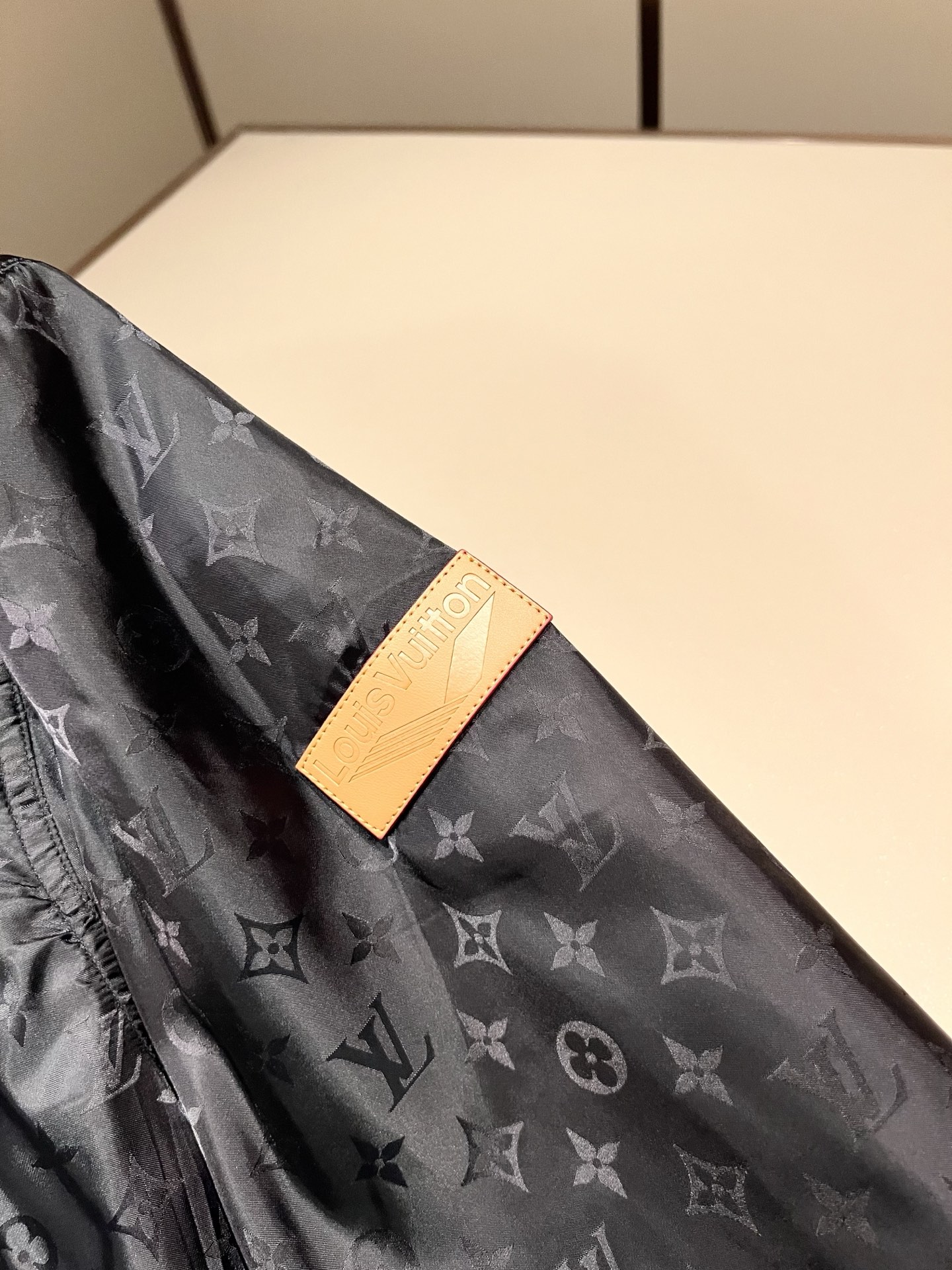 LouisVuitt*路易*登  2026秋冬新品最新款棉服夹克外套，贸易公司渠道，甚至到非常稀缺很难遇到，一件难求的高