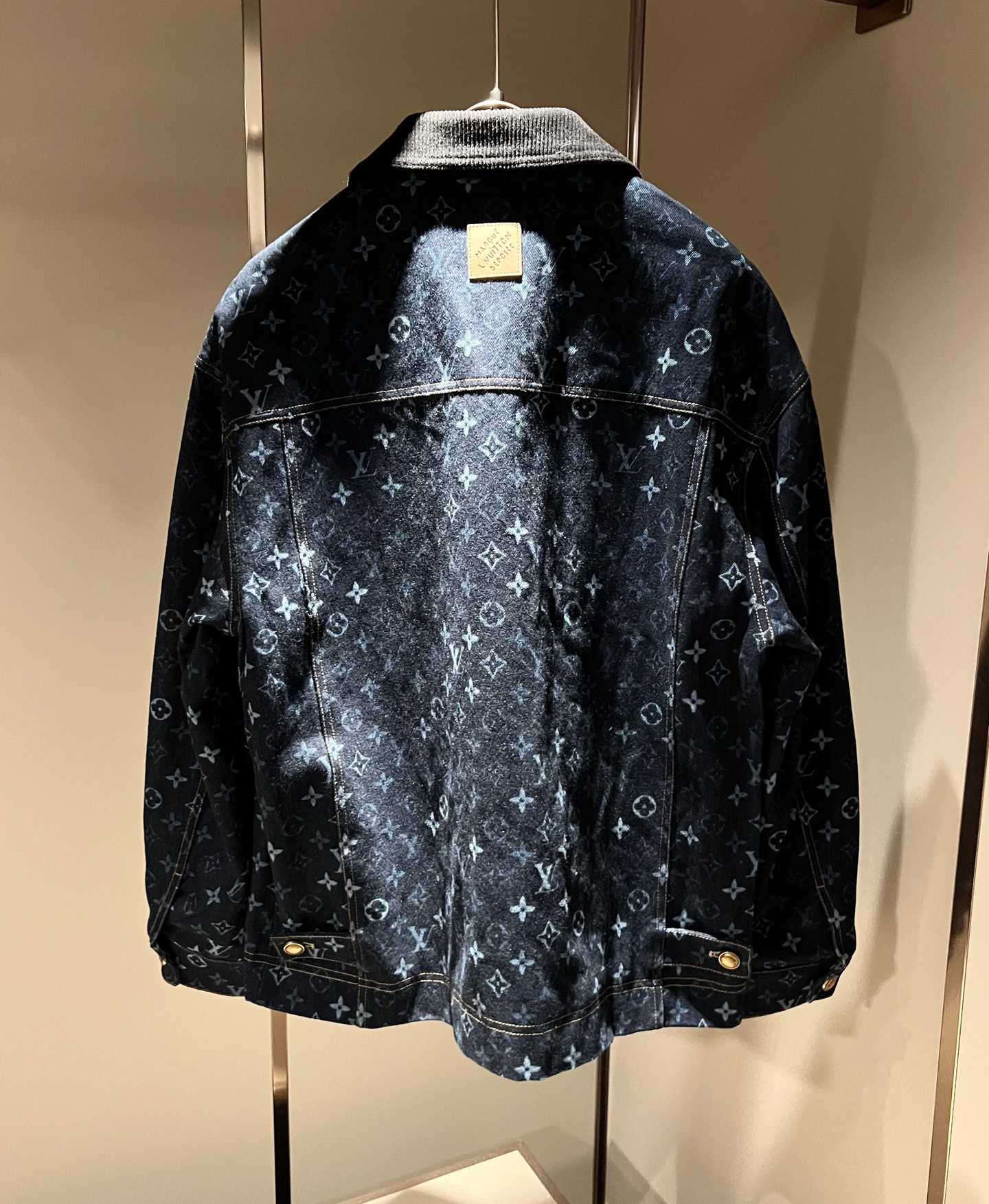 Louis Vuit*on 路易*登 2026秋冬新款轻奢男女同款👫牛仔夹克外套，路易家族的新高端，细节品质永远的那么完