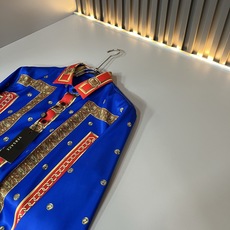 VERS*CE/范*哲 2026春夏新品原单长袖衬衣,VERS*CE/范*哲 贸易公司渠道 产品 值的推荐 ,全景印 VERS*CE/范*哲 2026春夏新品原单长袖衬衣,VERS*CE/范*哲 贸易公司渠道 产品 值的推荐 ,全景印