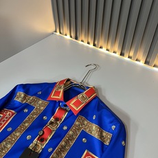 VERS*CE/范*哲 2026春夏新品原单长袖衬衣,VERS*CE/范*哲 贸易公司渠道 产品 值的推荐 ,全景印 VERS*CE/范*哲 2026春夏新品原单长袖衬衣,VERS*CE/范*哲 贸易公司渠道 产品 值的推荐 ,全景印
