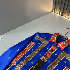 VERS*CE/范*哲 2026春夏新品原单长袖衬衣,VERS*CE/范*哲 贸易公司渠道 产品 值的推荐 ,全景印 VERS*CE/范*哲 2026春夏新品原单长袖衬衣,VERS*CE/范*哲 贸易公司渠道 产品 值的推荐 ,全景印