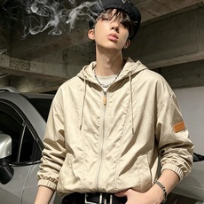 LouisVuitt*路易*登 2026秋冬新品最新款棉服夹克外套,贸易公司渠道,甚至到非常稀缺很难遇到,一件难求的高 LouisVuitt*路易*登 2026秋冬新品最新款棉服夹克外套,贸易公司渠道,甚至到非常稀缺很难遇到,一件难求的高