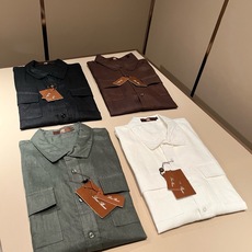 Loro Piana诺悠翩雅 2026春夏男士最新的贸易订单翻领衬衣,全品相!!采用logo刺绣图案设计!上身舒适透气, Loro Piana诺悠翩雅 2026春夏男士最新的贸易订单翻领衬衣,全品相!!采用logo刺绣图案设计!上身舒适透气,
