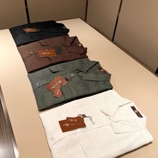 Loro Piana诺悠翩雅 2026春夏男士最新的贸易订单翻领衬衣,全品相!!采用logo刺绣图案设计!上身舒适透气, Loro Piana诺悠翩雅 2026春夏男士最新的贸易订单翻领衬衣,全品相!!采用logo刺绣图案设计!上身舒适透气,
