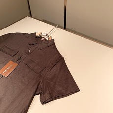 Loro Piana诺悠翩雅 2026春夏男士最新的贸易订单翻领衬衣,全品相!!采用logo刺绣图案设计!上身舒适透气, Loro Piana诺悠翩雅 2026春夏男士最新的贸易订单翻领衬衣,全品相!!采用logo刺绣图案设计!上身舒适透气,