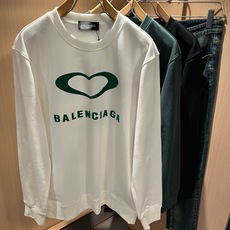 BALENCIA*巴黎*家 2026秋冬最新款百搭卫衣,男女同款👫❤️经典标志图案字母logo图案印花工艺设计!!贸易公 BALENCIA*巴黎*家 2026秋冬最新款百搭卫衣,男女同款👫❤️经典标志图案字母logo图案印花工艺设计!!贸易公