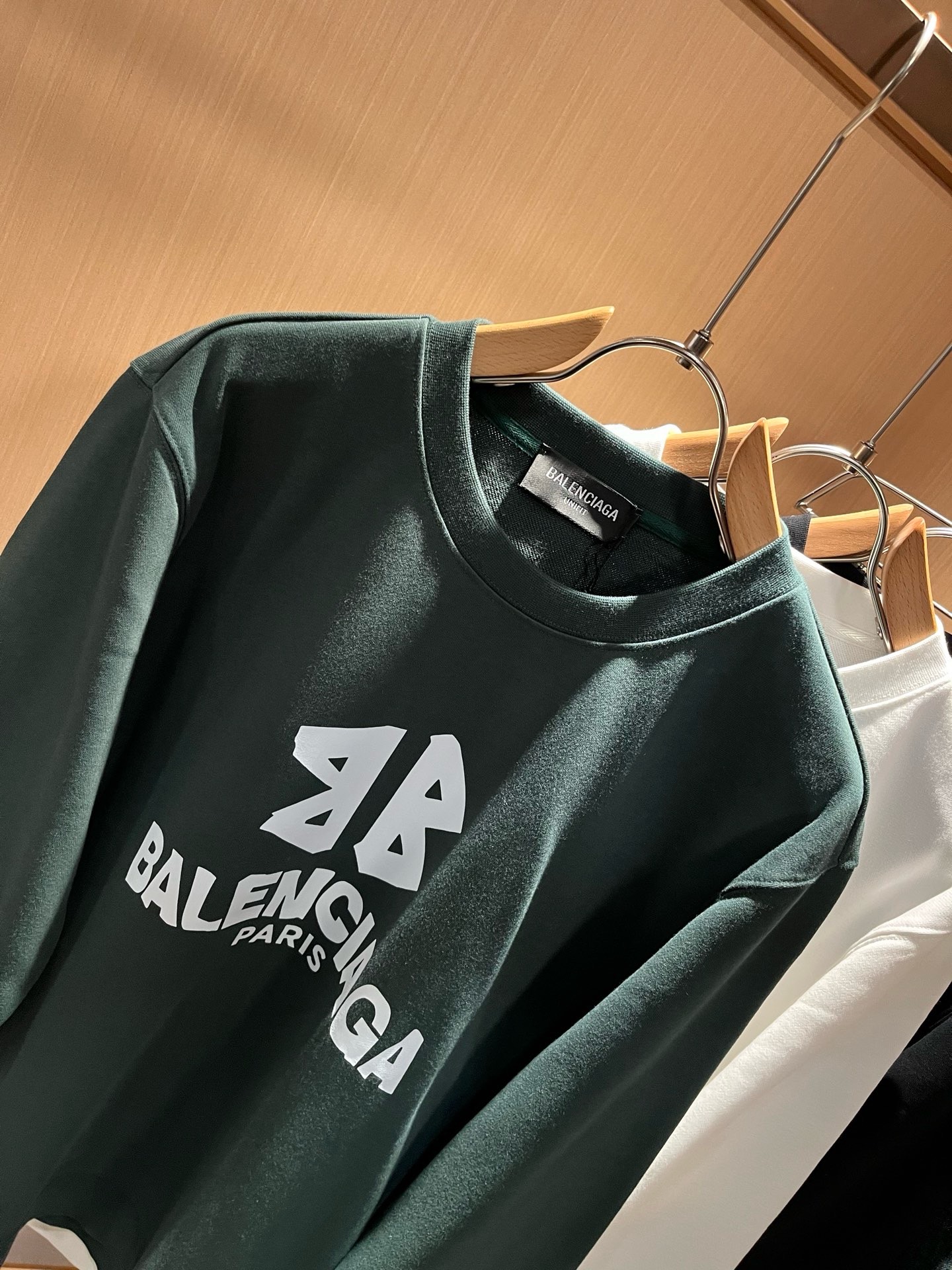 BALENCIA*巴黎*家 2026秋冬最新款百搭卫衣，男女同款👫❤️经典标志图案字母logo图案印花工艺设计！！贸易公