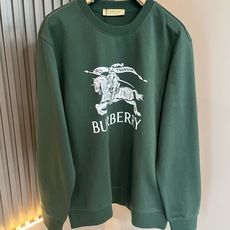 BURBER*Y巴*莉 2026秋冬新款男女同款👫基础休闲百搭棉质圆领卫衣,男女同款卫衣!贸易公司渠道稀出,同步官网发售 BURBER*Y巴*莉 2026秋冬新款男女同款👫基础休闲百搭棉质圆领卫衣,男女同款卫衣!贸易公司渠道稀出,同步官网发售
