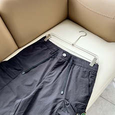 StoneIsland 石头岛2026春夏新款休闲短裤,专柜同步发售!定制专属260克纯棉面料,定制原版工艺螺纹,裤腿l StoneIsland 石头岛2026春夏新款休闲短裤,专柜同步发售!定制专属260克纯棉面料,定制原版工艺螺纹,裤腿l