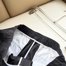 StoneIsland 石头岛2026春夏新款休闲短裤,专柜同步发售!定制专属260克纯棉面料,定制原版工艺螺纹,裤腿l StoneIsland 石头岛2026春夏新款休闲短裤,专柜同步发售!定制专属260克纯棉面料,定制原版工艺螺纹,裤腿l