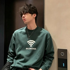BALENCIA*巴黎*家 2026秋冬最新款百搭卫衣,男女同款👫❤️经典标志图案字母logo图案印花工艺设计!!贸易公 BALENCIA*巴黎*家 2026秋冬最新款百搭卫衣,男女同款👫❤️经典标志图案字母logo图案印花工艺设计!!贸易公