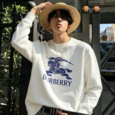 BURBER*Y巴*莉 2026秋冬新款男女同款👫基础休闲百搭棉质圆领卫衣,男女同款卫衣!贸易公司渠道稀出,同步官网发售 BURBER*Y巴*莉 2026秋冬新款男女同款👫基础休闲百搭棉质圆领卫衣,男女同款卫衣!贸易公司渠道稀出,同步官网发售