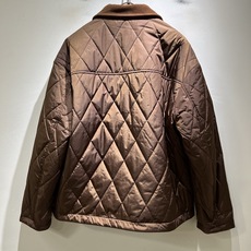 BURBER*Y巴*莉⚠️双面夹克!2026秋冬新品棉服夹克外套重磅来袭,最近比较火热的环保聚酯纤维记忆面料制作而成,高 BURBER*Y巴*莉⚠️双面夹克!2026秋冬新品棉服夹克外套重磅来袭,最近比较火热的环保聚酯纤维记忆面料制作而成,高