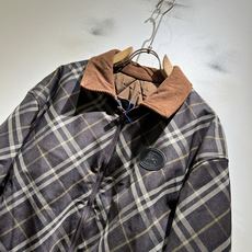 BURBER*Y巴*莉⚠️双面夹克!2026秋冬新品棉服夹克外套重磅来袭,最近比较火热的环保聚酯纤维记忆面料制作而成,高 BURBER*Y巴*莉⚠️双面夹克!2026秋冬新品棉服夹克外套重磅来袭,最近比较火热的环保聚酯纤维记忆面料制作而成,高