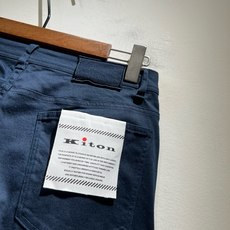 kiton 2026春夏新款男士休闲裤,男士经典时尚百搭休闲西裤!贸易公司渠道稀出,领先官网发售!衣橱里不可或缺的百搭臻 kiton 2026春夏新款男士休闲裤,男士经典时尚百搭休闲西裤!贸易公司渠道稀出,领先官网发售!衣橱里不可或缺的百搭臻