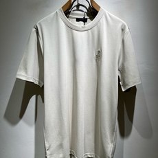 PRAD*A普*达2026春夏新款男女同款👫短袖T恤,最新款全网独家首上!!~既经典有时尚百搭,谁不爱啊,将经典再次展现 PRAD*A普*达2026春夏新款男女同款👫短袖T恤,最新款全网独家首上!!~既经典有时尚百搭,谁不爱啊,将经典再次展现