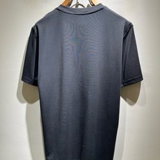 PRAD*A普*达2026春夏新款男女同款👫短袖T恤,最新款全网独家首上!!~既经典有时尚百搭,谁不爱啊,将经典再次展现 PRAD*A普*达2026春夏新款男女同款👫短袖T恤,最新款全网独家首上!!~既经典有时尚百搭,谁不爱啊,将经典再次展现
