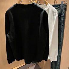 BURBER*Y巴*莉 2026秋冬新款男女同款👫基础休闲百搭棉质圆领卫衣,男女同款卫衣!贸易公司渠道稀出,同步官网发售 BURBER*Y巴*莉 2026秋冬新款男女同款👫基础休闲百搭棉质圆领卫衣,男女同款卫衣!贸易公司渠道稀出,同步官网发售