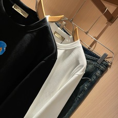BURBER*Y巴*莉 2026秋冬新款男女同款👫基础休闲百搭棉质圆领卫衣,男女同款卫衣!贸易公司渠道稀出,同步官网发售 BURBER*Y巴*莉 2026秋冬新款男女同款👫基础休闲百搭棉质圆领卫衣,男女同款卫衣!贸易公司渠道稀出,同步官网发售