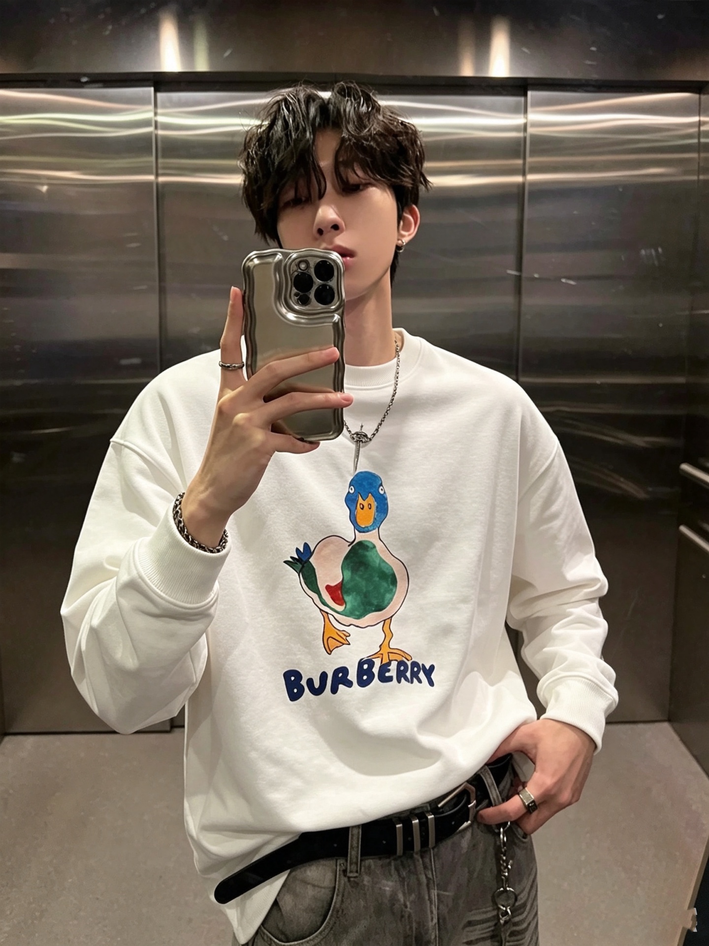BURBER*Y巴*莉 2026秋冬新款男女同款👫基础休闲百搭棉质圆领卫衣,男女同款卫衣!贸易公司渠道稀出,同步官网发售 BURBER*Y巴*莉 2026秋冬新款男女同款👫基础休闲百搭棉质圆领卫衣,男女同款卫衣!贸易公司渠道稀出,同步官网发售