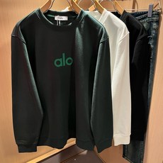 Alo2026秋冬全新系列单品上线,非常时髦前卫的一款男女同款👫卫衣,标识logo图案印花修饰!区别于以往的不同,宣示品 Alo2026秋冬全新系列单品上线,非常时髦前卫的一款男女同款👫卫衣,标识logo图案印花修饰!区别于以往的不同,宣示品