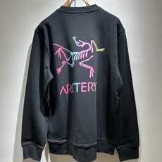 ARCTER*X始*祖鸟 2026秋冬新款男女同款👫休闲卫衣,户外品牌可能大家第一想到的就是加拿大鹅、始祖鸟。给人一种标 ARCTER*X始*祖鸟 2026秋冬新款男女同款👫休闲卫衣,户外品牌可能大家第一想到的就是加拿大鹅、始祖鸟。给人一种标