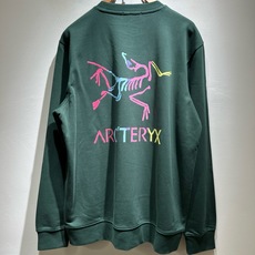 ARCTER*X始*祖鸟 2026秋冬新款男女同款👫休闲卫衣,户外品牌可能大家第一想到的就是加拿大鹅、始祖鸟。给人一种标 ARCTER*X始*祖鸟 2026秋冬新款男女同款👫休闲卫衣,户外品牌可能大家第一想到的就是加拿大鹅、始祖鸟。给人一种标
