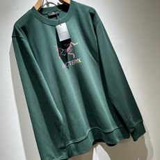ARCTER*X始*祖鸟 2026秋冬新款男女同款👫休闲卫衣,户外品牌可能大家第一想到的就是加拿大鹅、始祖鸟。给人一种标 ARCTER*X始*祖鸟 2026秋冬新款男女同款👫休闲卫衣,户外品牌可能大家第一想到的就是加拿大鹅、始祖鸟。给人一种标