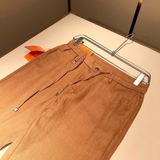 HERM*S 爱*仕 2026春夏男士高端棉麻休闲裤 海外贸易公司渠道订单 !男士休闲修身直筒休闲裤!上海恒隆店在售 HERM*S 爱*仕 2026春夏男士高端棉麻休闲裤 海外贸易公司渠道订单 !男士休闲修身直筒休闲裤!上海恒隆店在售