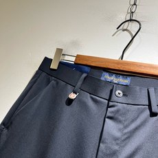 LouisVuitt*路易*登 2026春夏新款男士休闲西裤,男士经典时尚百搭商务休闲西裤! 都市精英商务休闲首选,贸 LouisVuitt*路易*登 2026春夏新款男士休闲西裤,男士经典时尚百搭商务休闲西裤! 都市精英商务休闲首选,贸