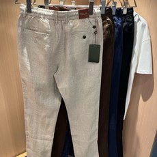 Loro Piana诺悠翩雅 2026春夏新品男士棉麻休闲裤,最新的贸易订单全品相!!网红款!上身舒适透气,不僵硬,整体 Loro Piana诺悠翩雅 2026春夏新品男士棉麻休闲裤,最新的贸易订单全品相!!网红款!上身舒适透气,不僵硬,整体