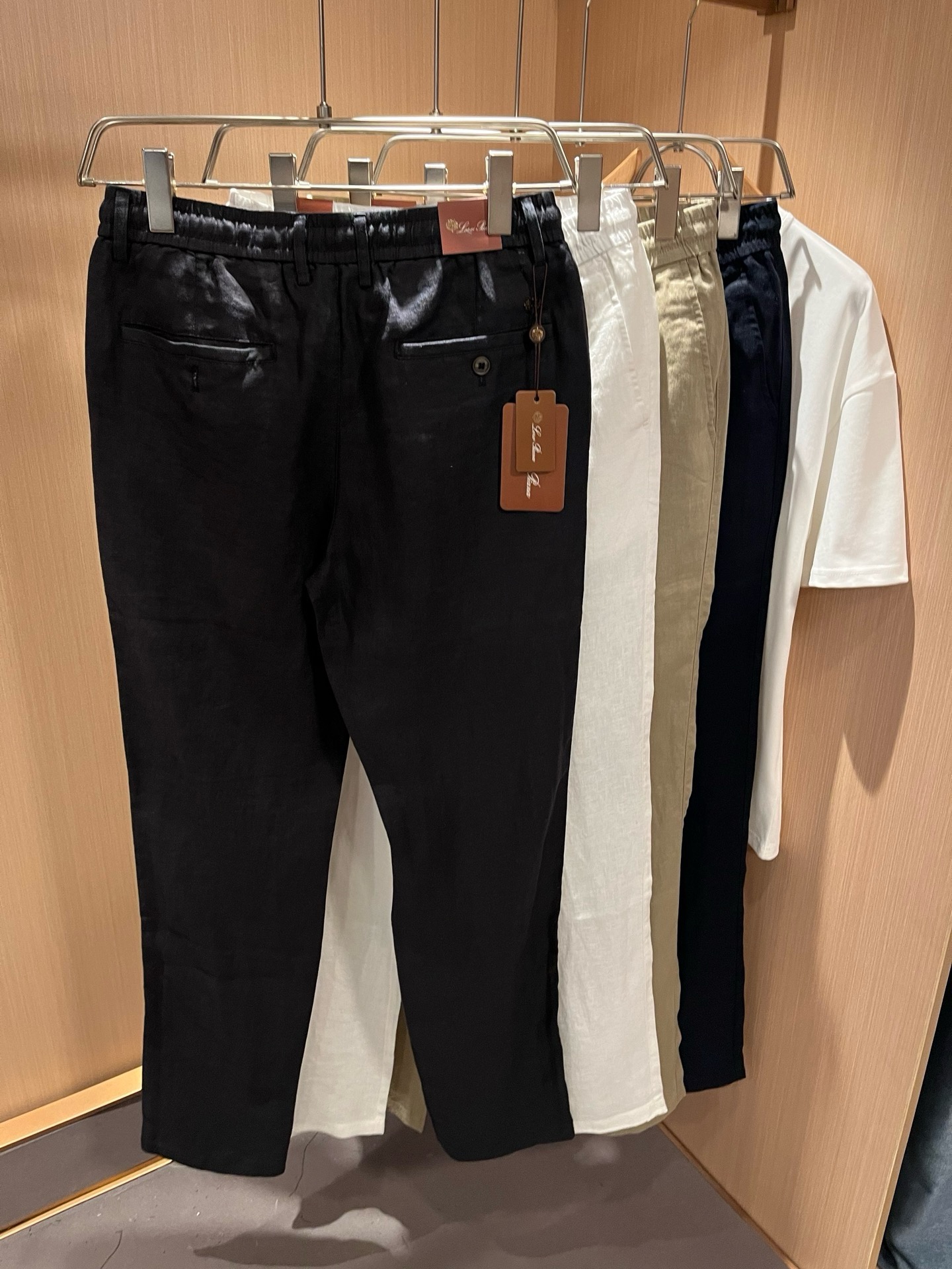 Loro Piana诺悠翩雅 2026春夏新品男士棉麻休闲裤，最新的贸易订单全品相！！网红款！上身舒适透气，不僵硬，整体
