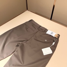BC-Brunello Cucineli 2026春夏新品男士时装款高端休闲西裤,香港洋行渠道货,日本原厂出品,纯血统品 BC-Brunello Cucineli 2026春夏新品男士时装款高端休闲西裤,香港洋行渠道货,日本原厂出品,纯血统品
