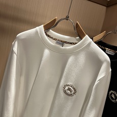 Bur*erry 巴*莉 2026秋冬新款男士长袖打底,品牌最新设计元素!既不单调也不复杂,恰到好处的展现品味!客供顶级 Bur*erry 巴*莉 2026秋冬新款男士长袖打底,品牌最新设计元素!既不单调也不复杂,恰到好处的展现品味!客供顶级
