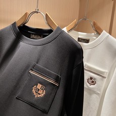 Loro Piana诺悠翩雅 2026秋冬男士最新的贸易订单打底衫,全品相!!胸前采用logo图案刺绣设计!定制婴儿绒面 Loro Piana诺悠翩雅 2026秋冬男士最新的贸易订单打底衫,全品相!!胸前采用logo图案刺绣设计!定制婴儿绒面