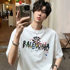 BALENCI*GA巴黎*家 2026春夏新款男女同款👫短袖T恤!走秀图案印花时尚休闲短袖T恤衫!设计logo压胶设计! BALENCI*GA巴黎*家 2026春夏新款男女同款👫短袖T恤!走秀图案印花时尚休闲短袖T恤衫!设计logo压胶设计!