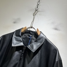 BURBER*Y巴*莉2026秋冬新品洗水皮夹克外套重磅来袭,最近比较火热聚洗水皮面料制作而成,高端户外运动休闲系列,非 BURBER*Y巴*莉2026秋冬新品洗水皮夹克外套重磅来袭,最近比较火热聚洗水皮面料制作而成,高端户外运动休闲系列,非