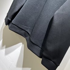 BC-Brunello Cucineli 2026秋冬新款男士针织卫衣,众多明星都爱穿的时尚百搭单品!喜欢经典简约的朋友 BC-Brunello Cucineli 2026秋冬新款男士针织卫衣,众多明星都爱穿的时尚百搭单品!喜欢经典简约的朋友