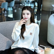 Her*mes爱*仕2026秋冬新款男女同款👫长袖打底衫,全新升级百搭基础款,低调奢华,品格之选!甄选优质精选纯棉面料! Her*mes爱*仕2026秋冬新款男女同款👫长袖打底衫,全新升级百搭基础款,低调奢华,品格之选!甄选优质精选纯棉面料!