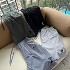 On Running 2026春夏新款休闲运动风格休闲短裤裤,户外品牌可能大家第一想到的就是给人一种标签试的感觉!除了在 On Running 2026春夏新款休闲运动风格休闲短裤裤,户外品牌可能大家第一想到的就是给人一种标签试的感觉!除了在